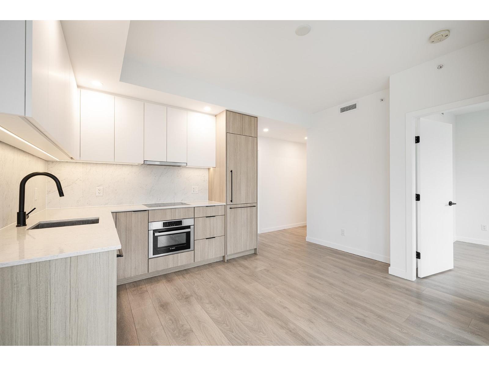 202 13685 102 AVENUE