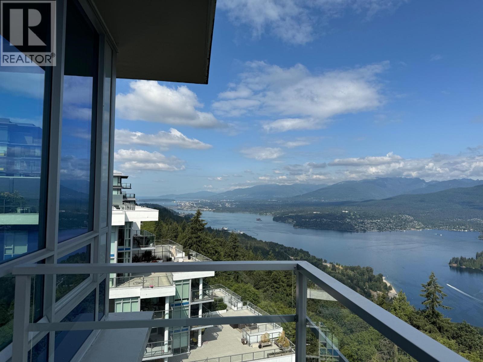 1702 9060 UNIVERSITY CRESCENT