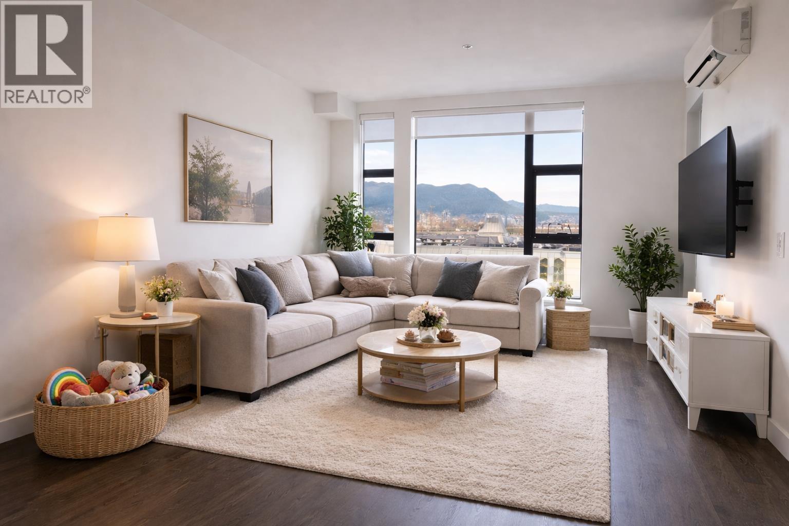 501 2446 SHAUGHNESSY STREET