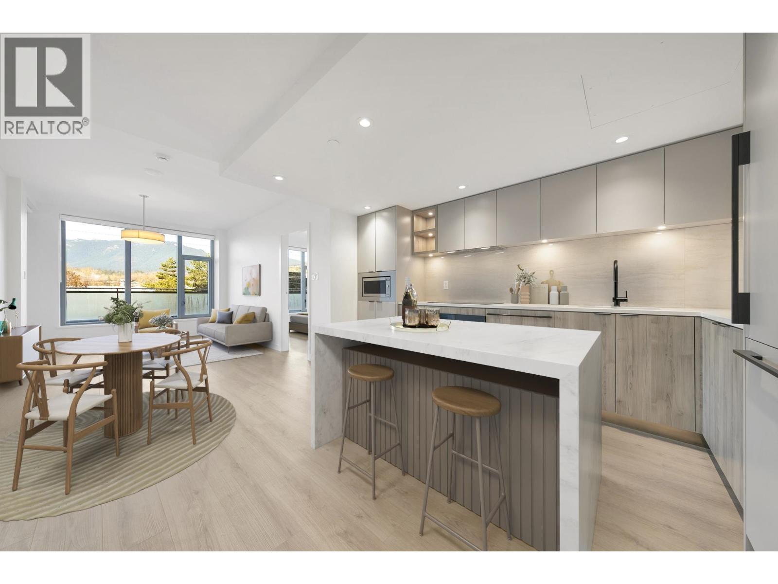 307 755 HARBOURSIDE DRIVE