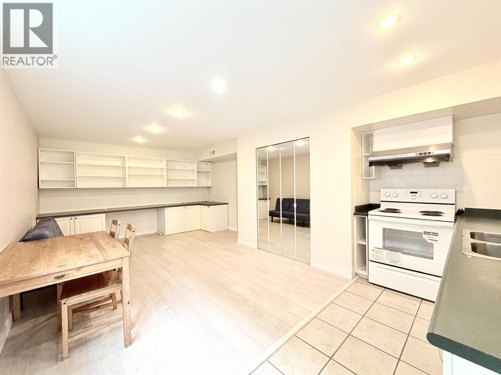 7760 DECOURCY CRESCENT