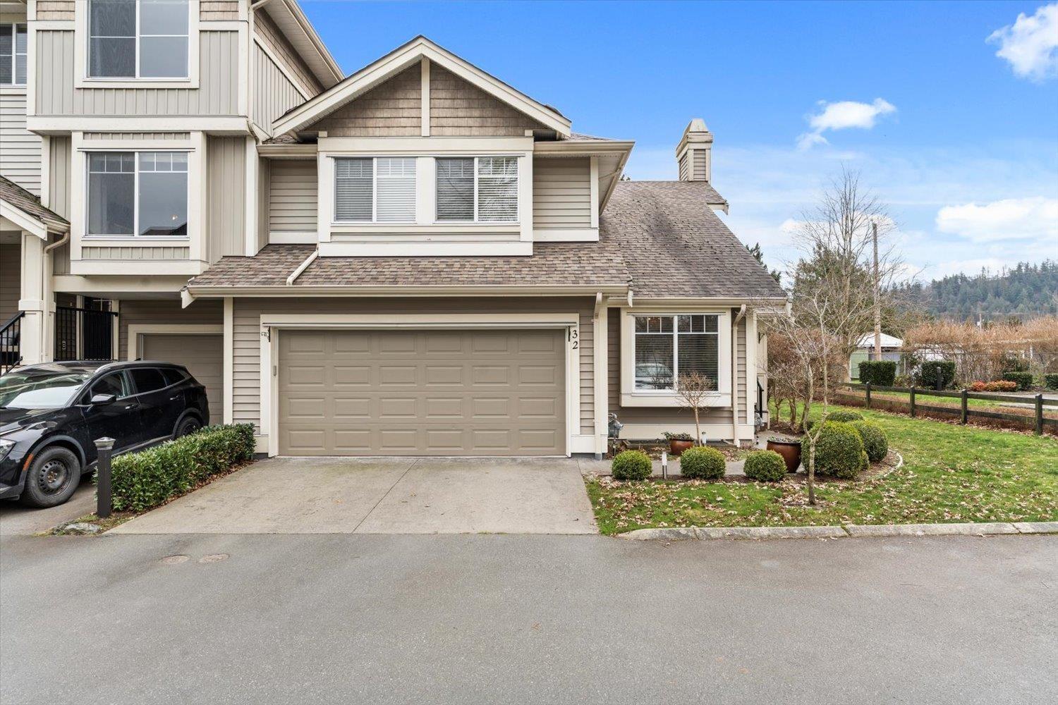 32 45550 SHAWNIGAN CRESCENT, Garrison Crossing