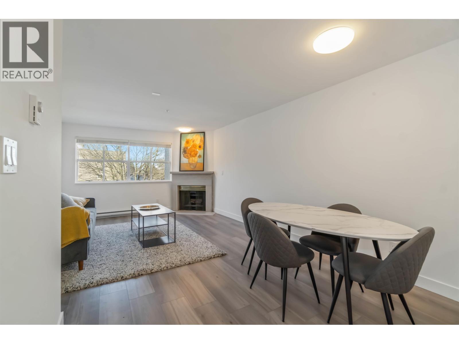 309 2928 COMMERCIAL DRIVE