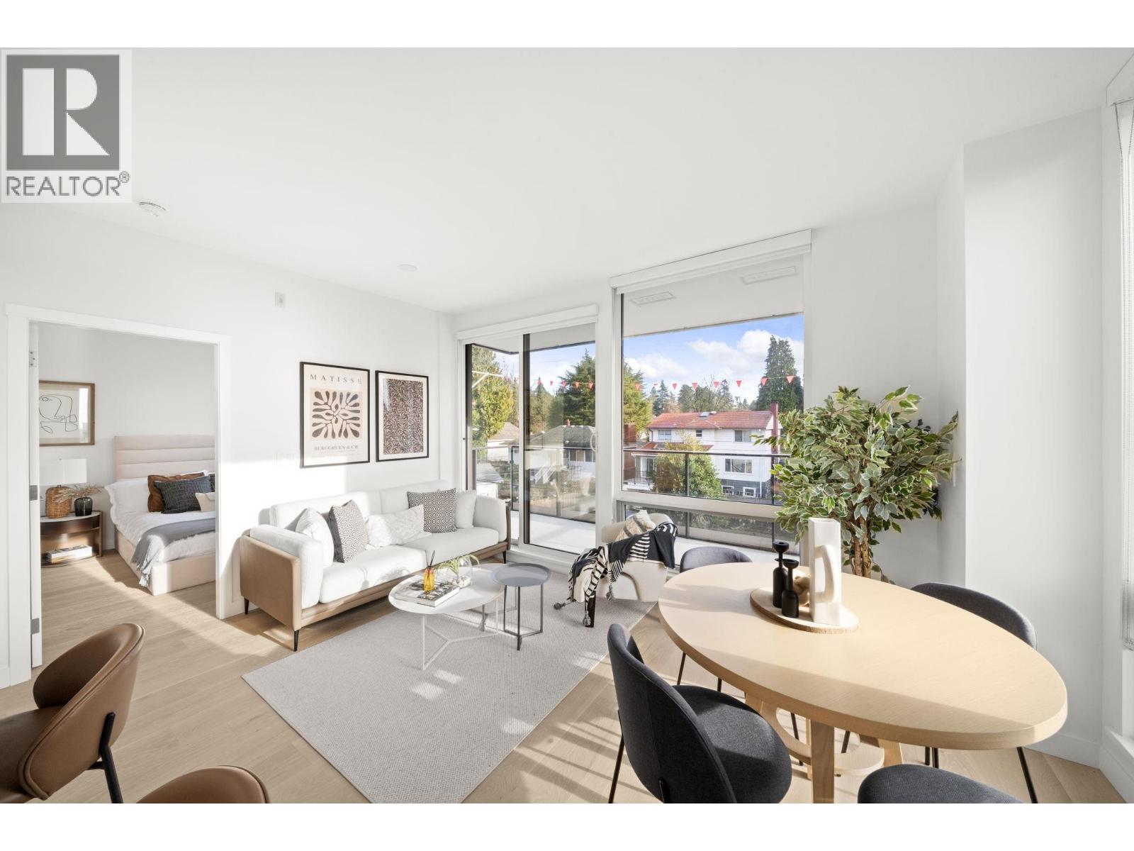 305 5212 CAMBIE STREET