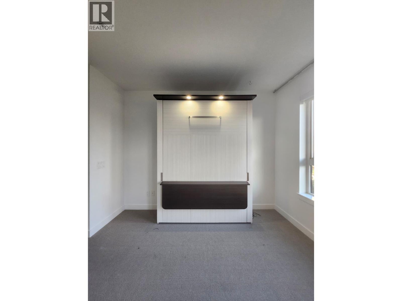 313 111 E 3RD STREET