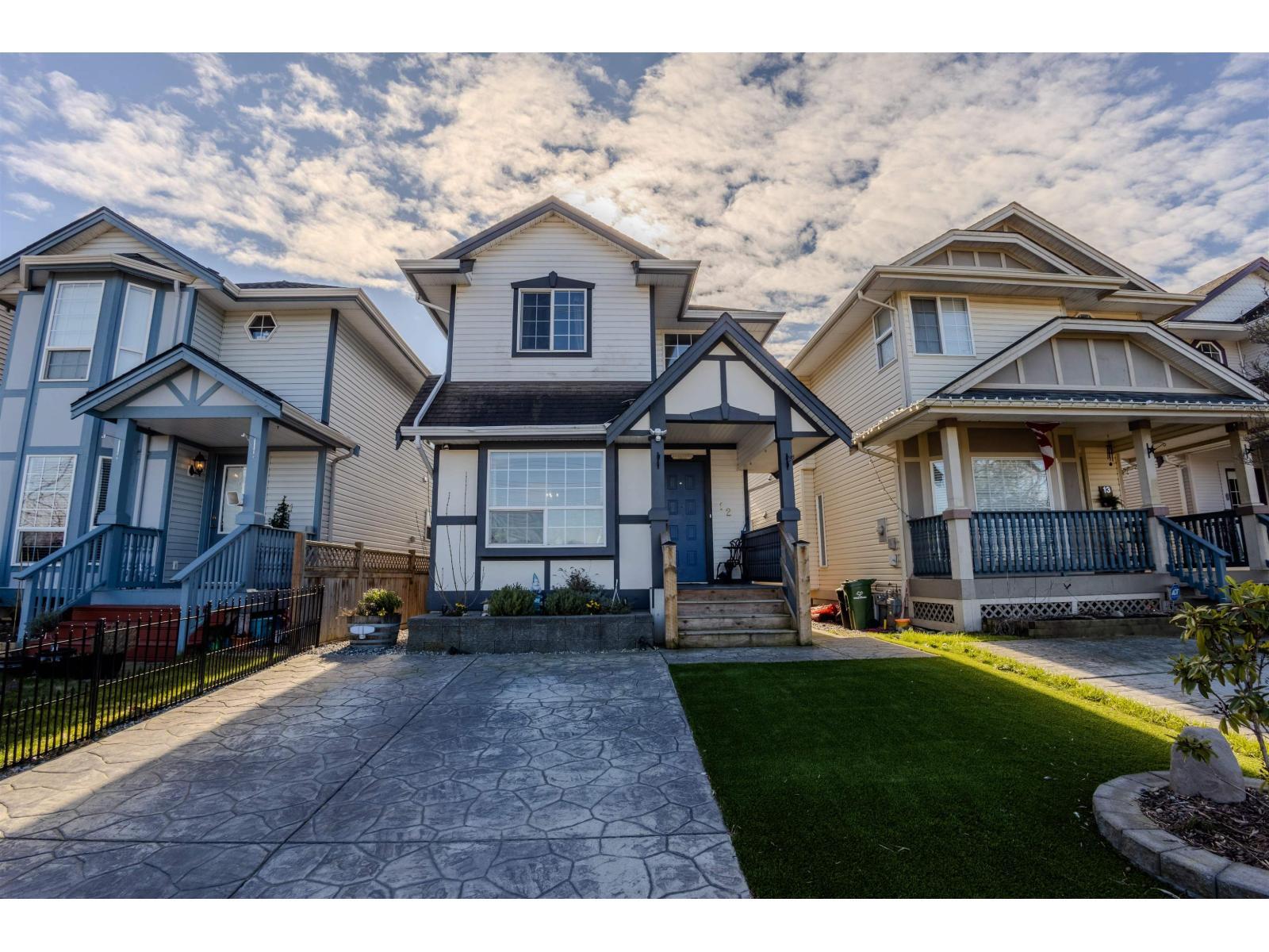 12 - 45306 BALMORAL AVENUE, Sardis South