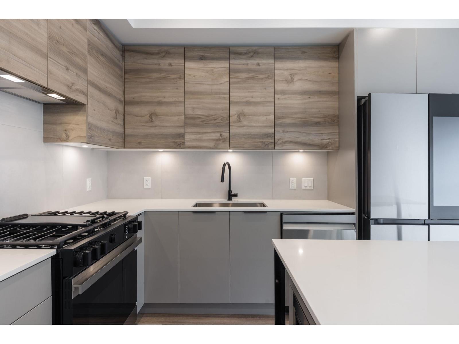 401 30494 CARDINAL AVENUE