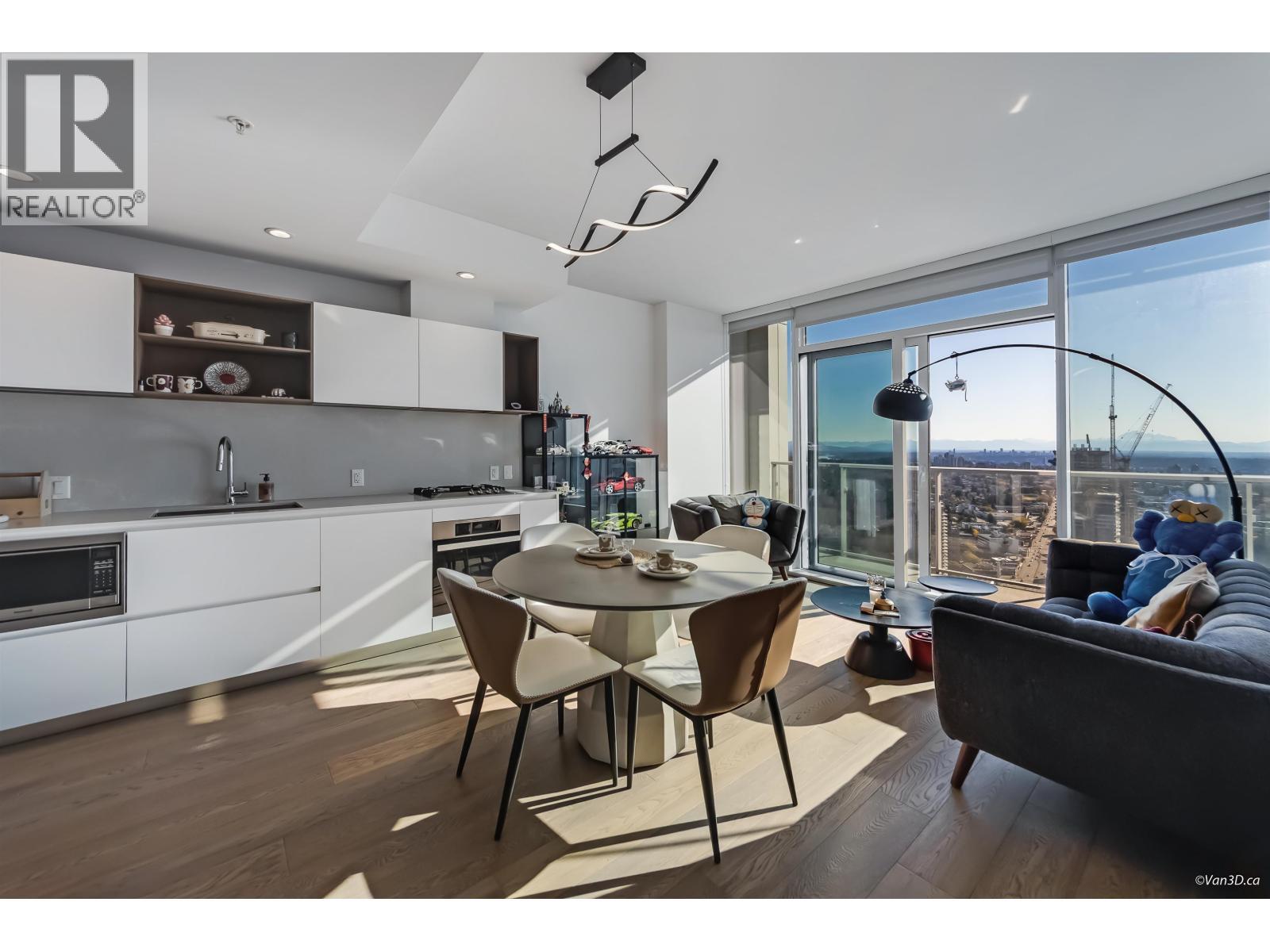 4709 - 6000 MCKAY AVENUE