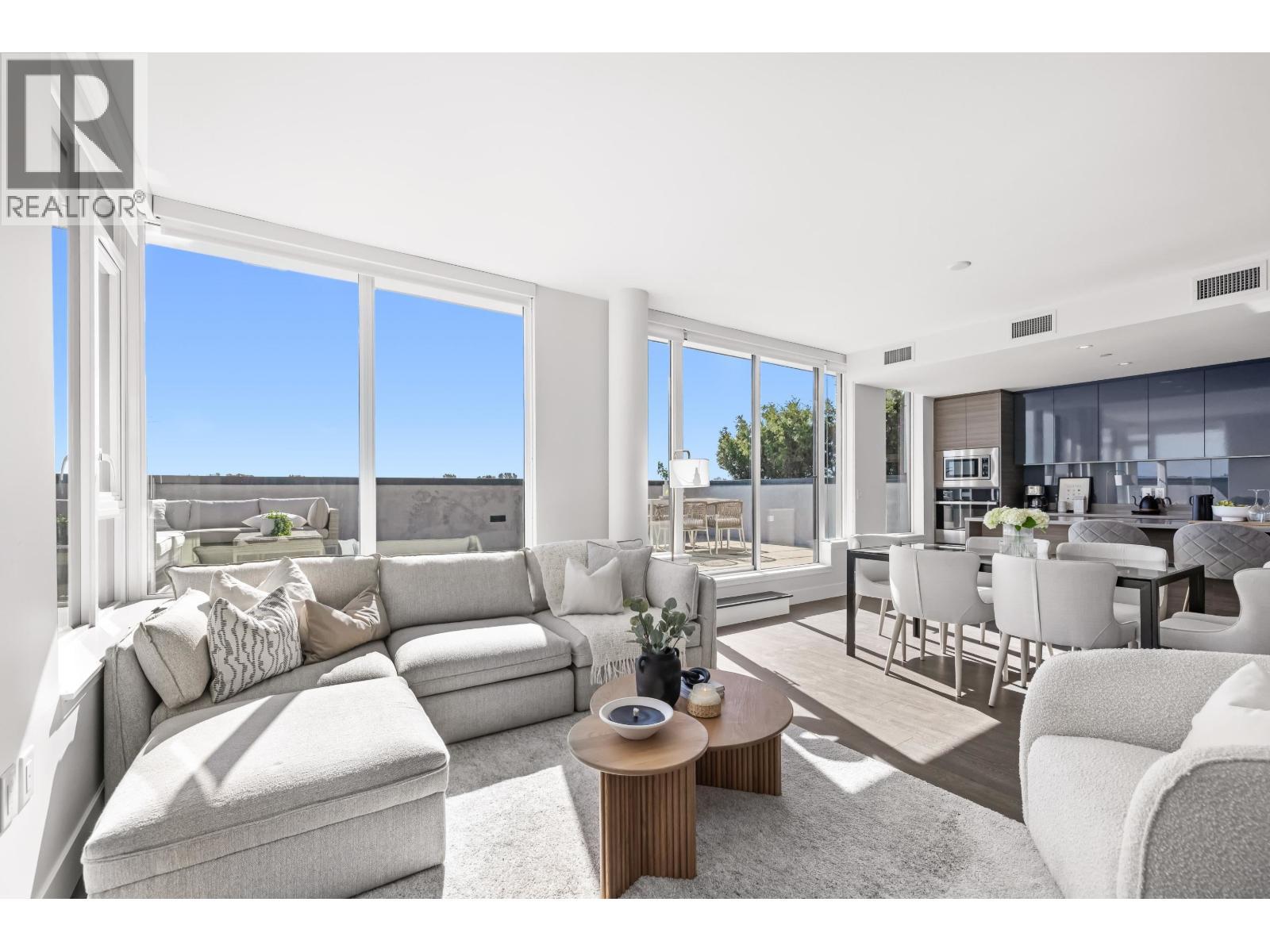 PH655 8575 RIVERGRASS DRIVE