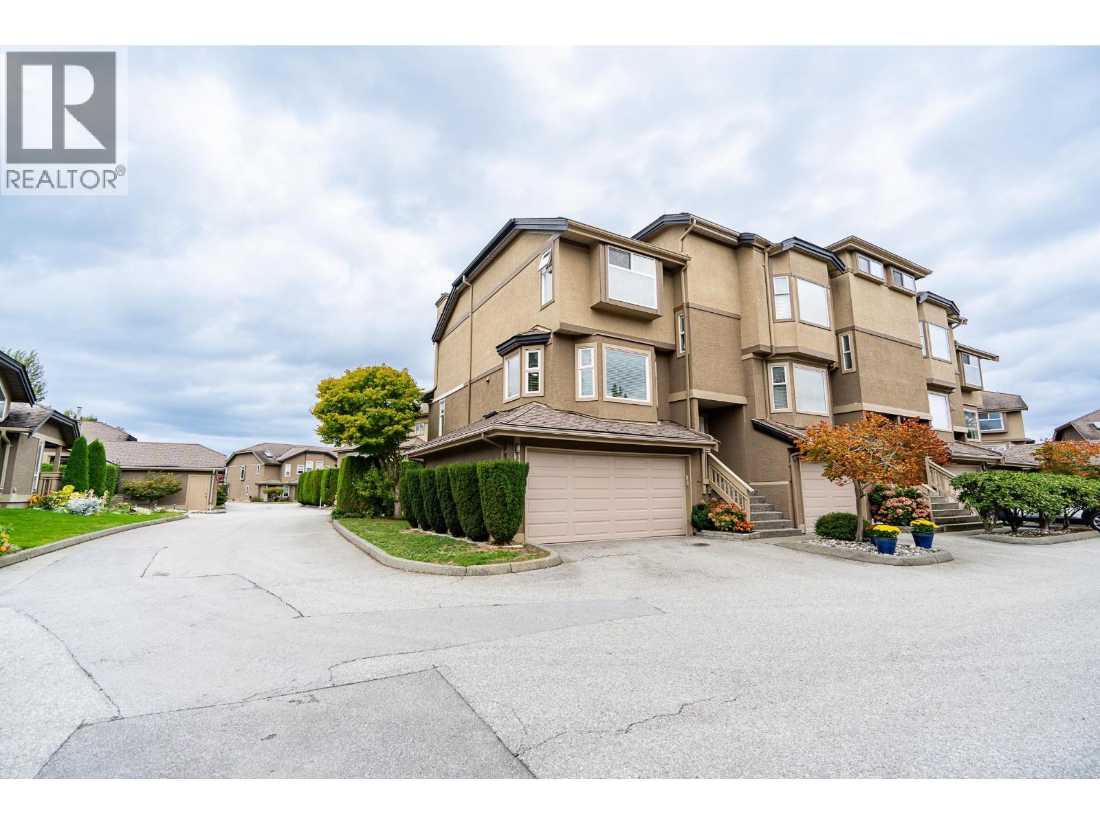 39 12880 RAILWAY AVENUE