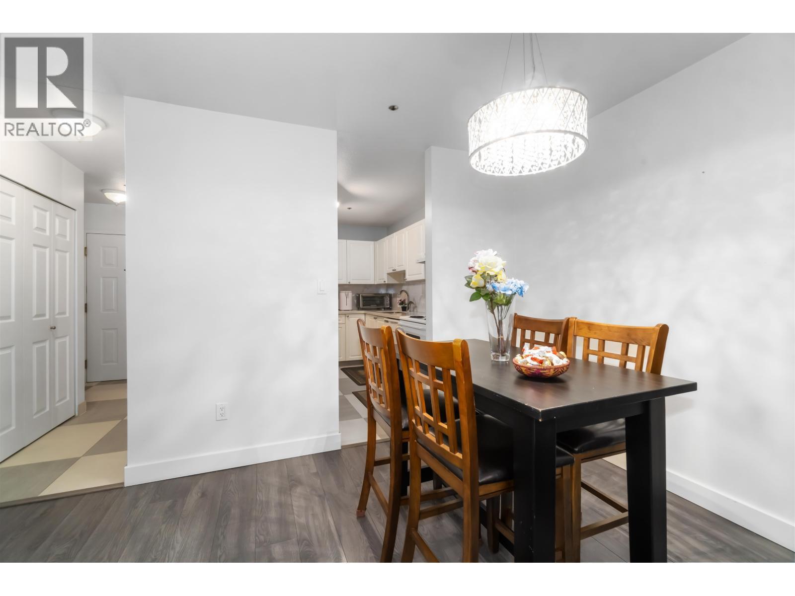 502 1310 CARIBOO STREET