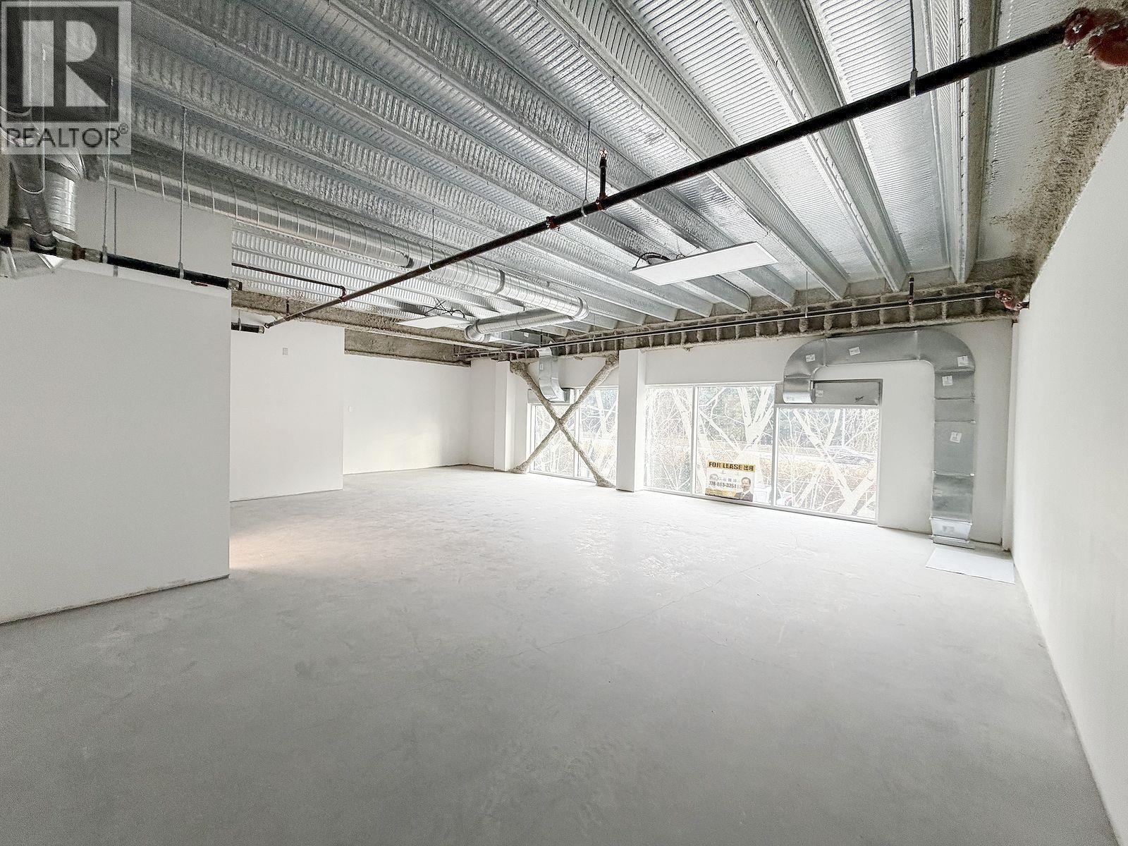 109 - 4888 VANGUARD ROAD