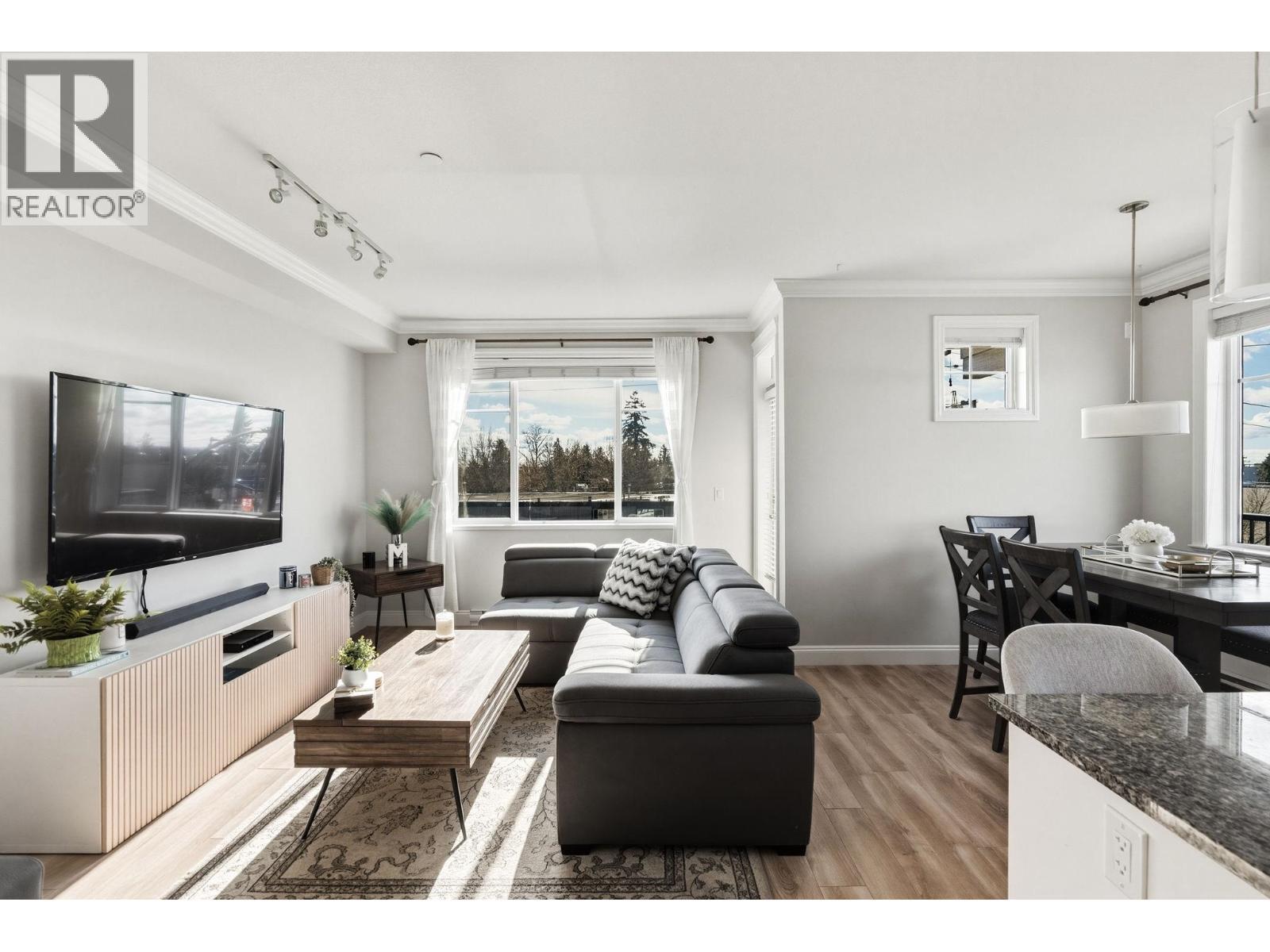 305 11862 226 STREET