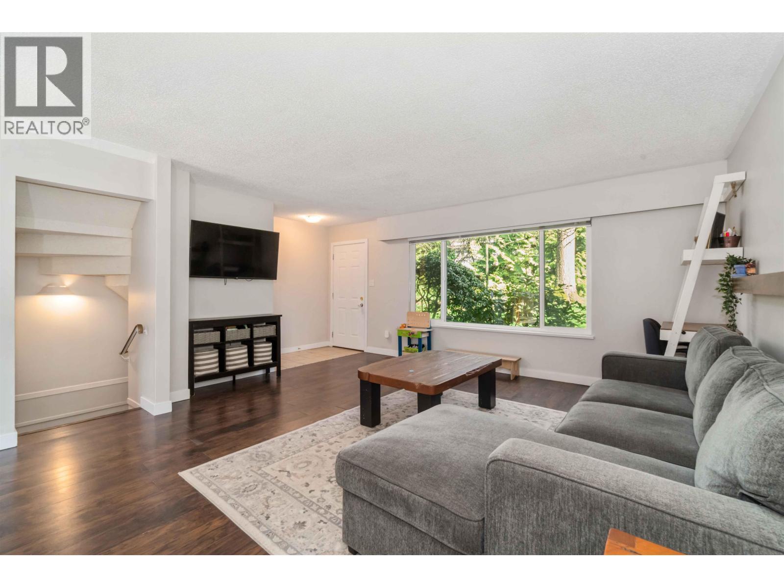 130 9061 HORNE STREET