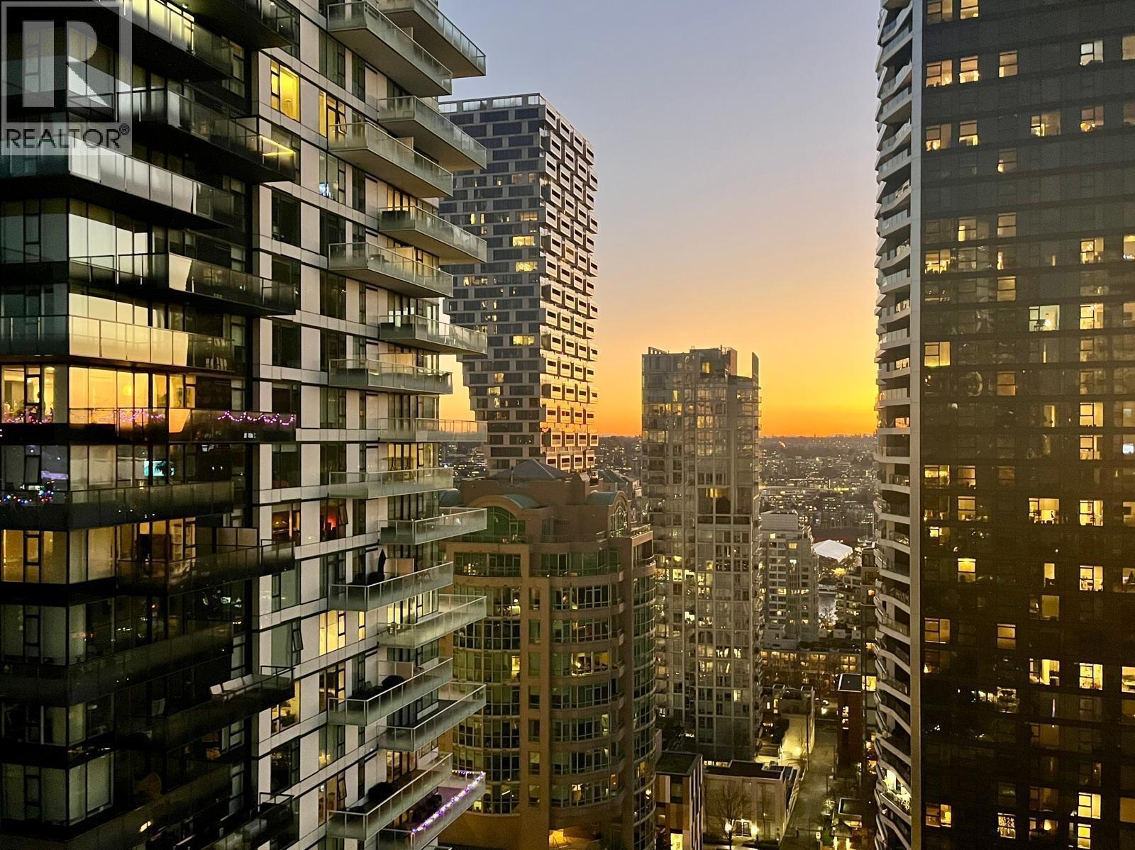 2207 1308 HORNBY STREET