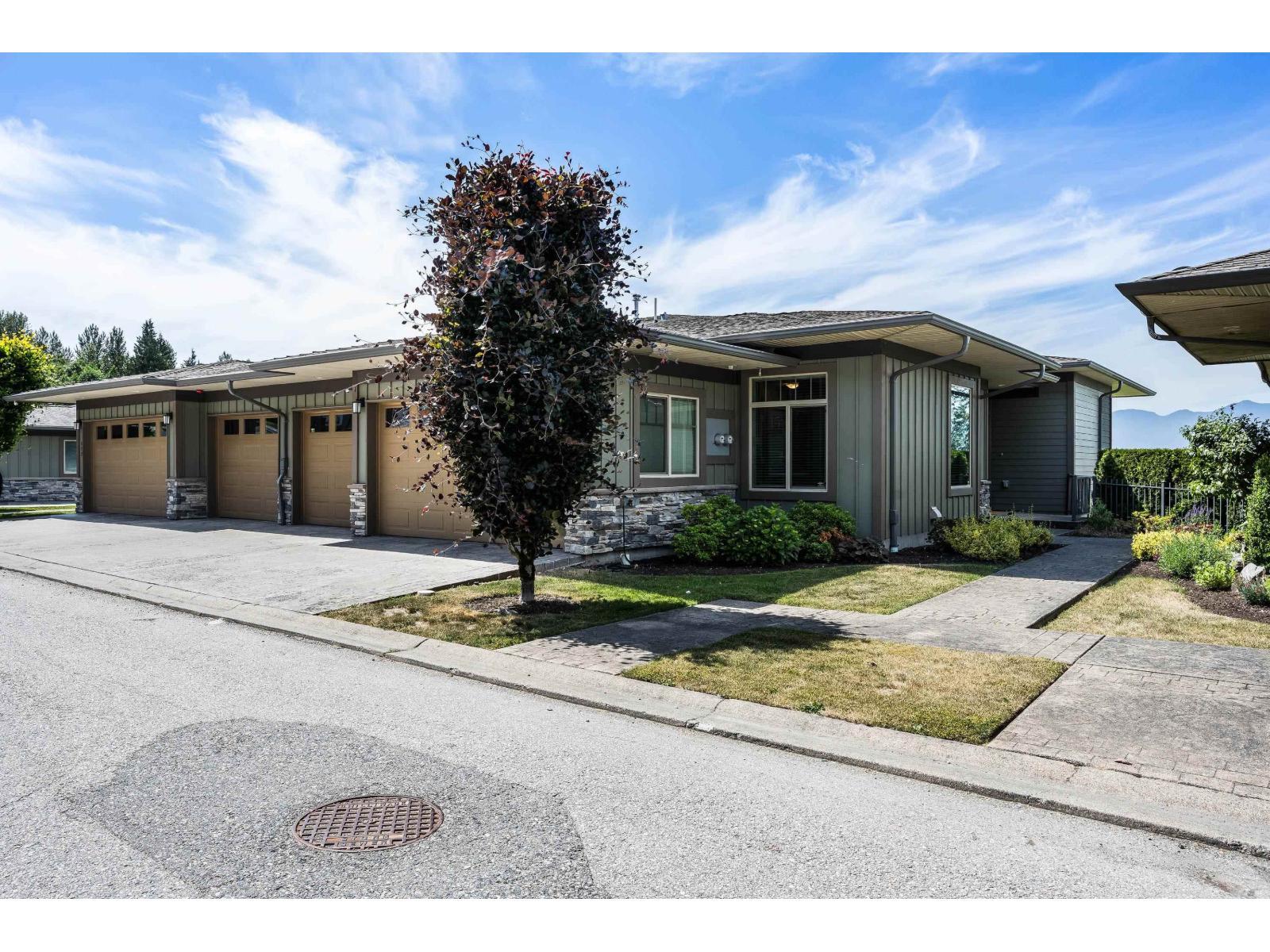 111 51096 FALLS COURT, Eastern Hillsides