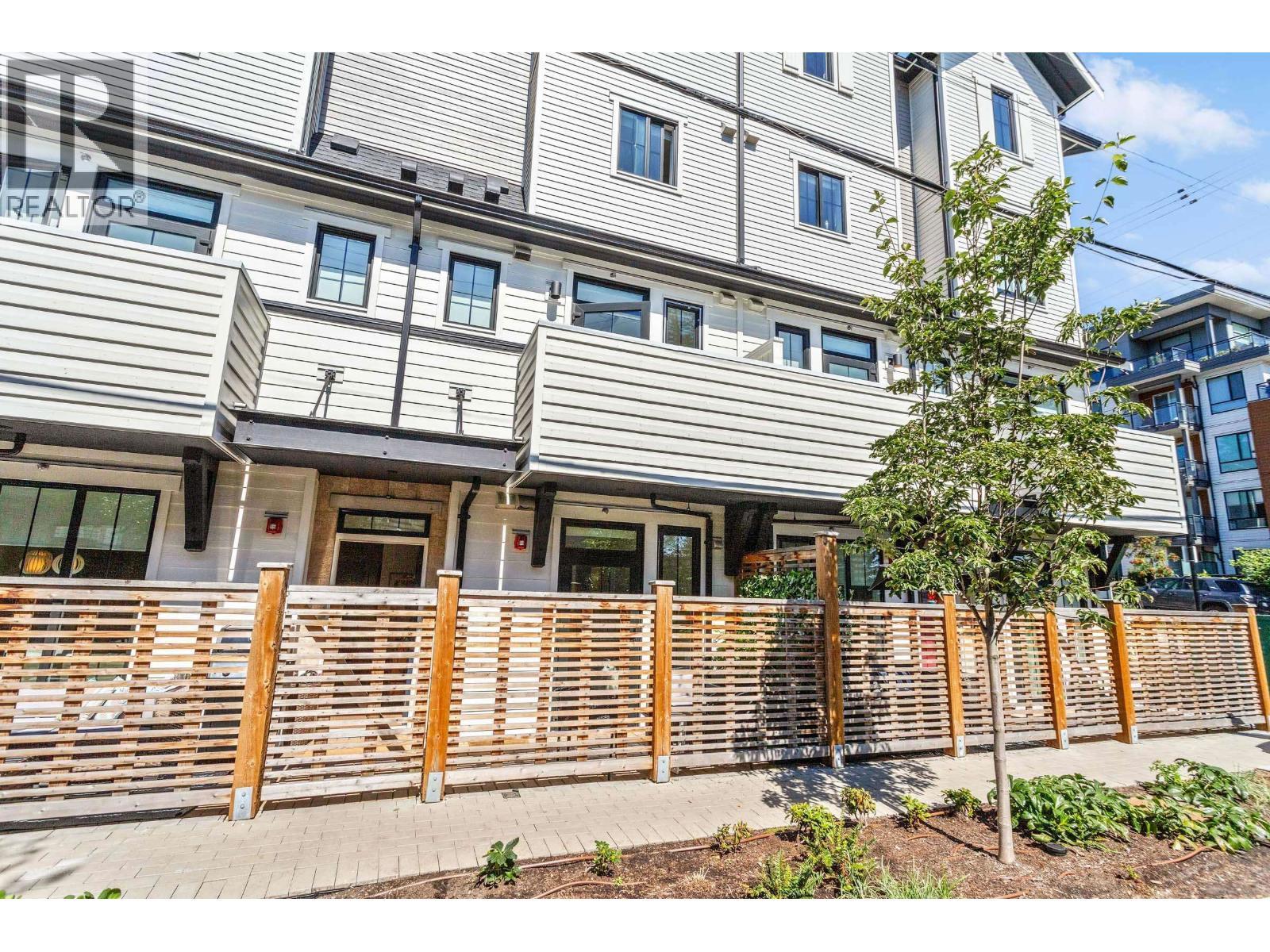 6 237 RIDGEWAY AVENUE