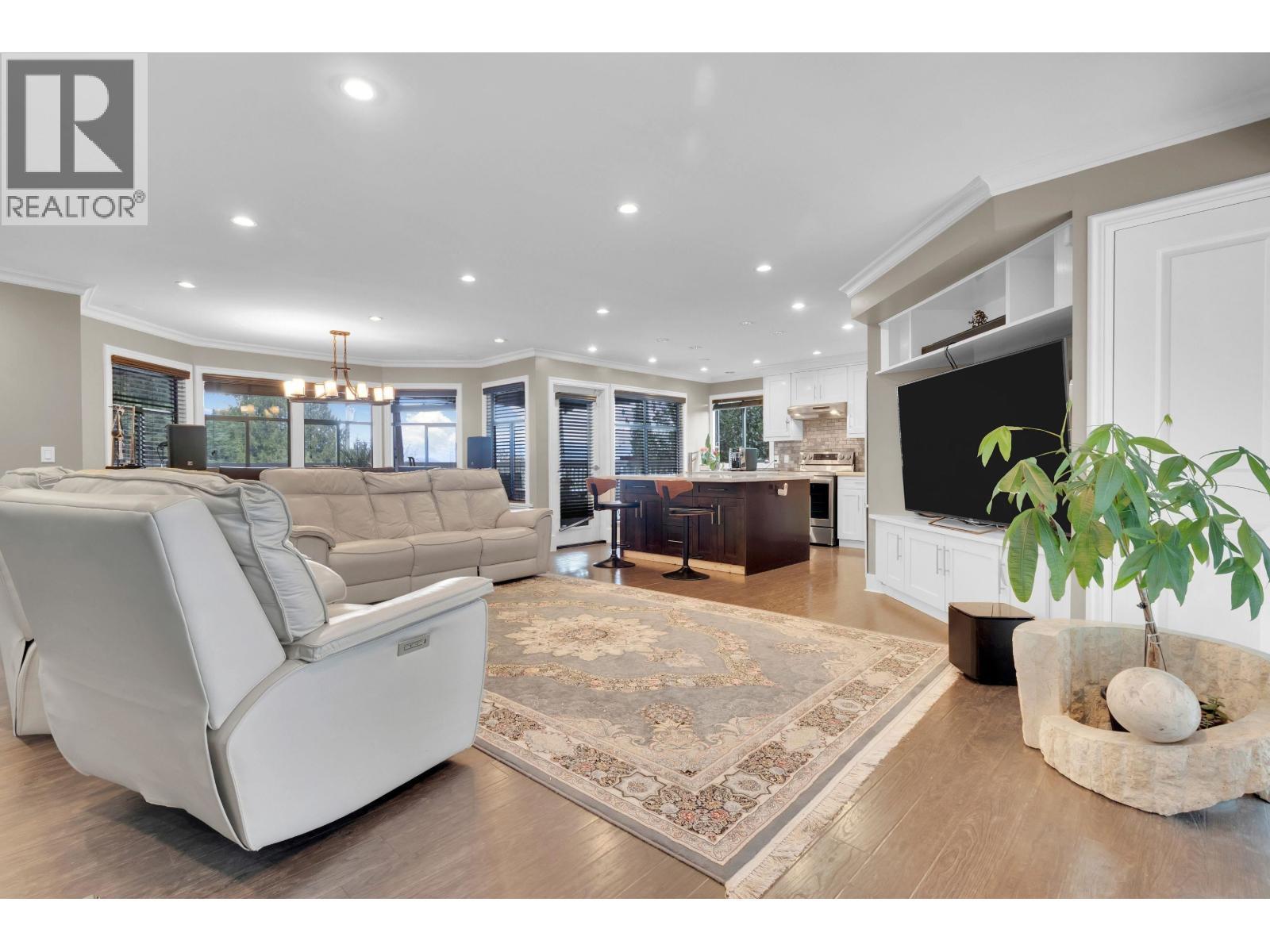 3054 DAYBREAK AVENUE