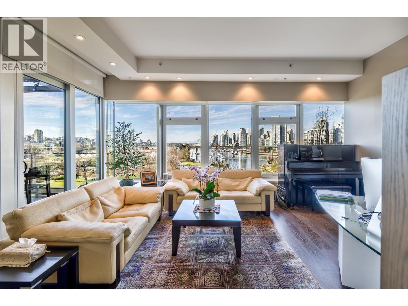 504 181 ATHLETES WAY