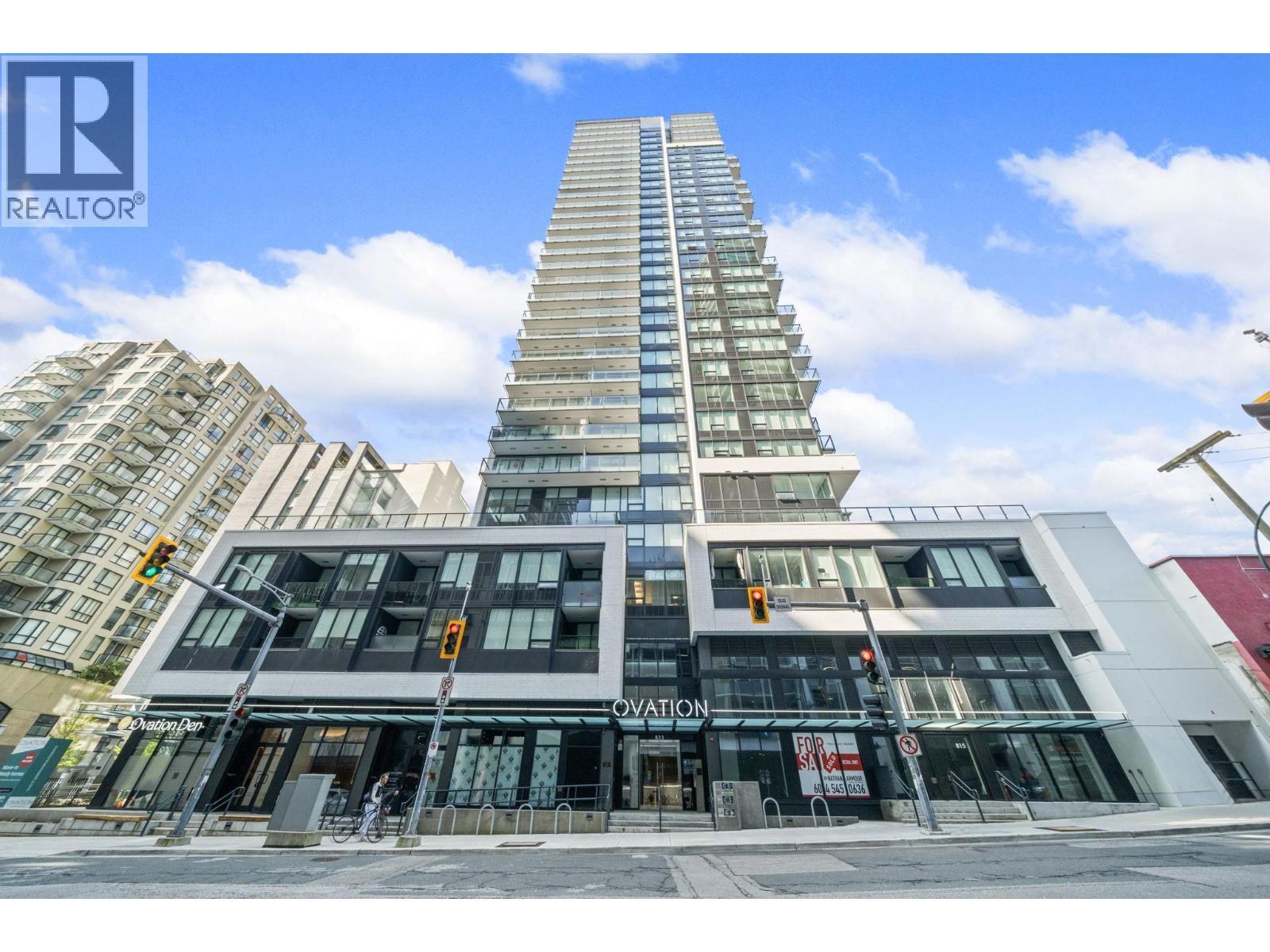 1705 823 CARNARVON STREET
