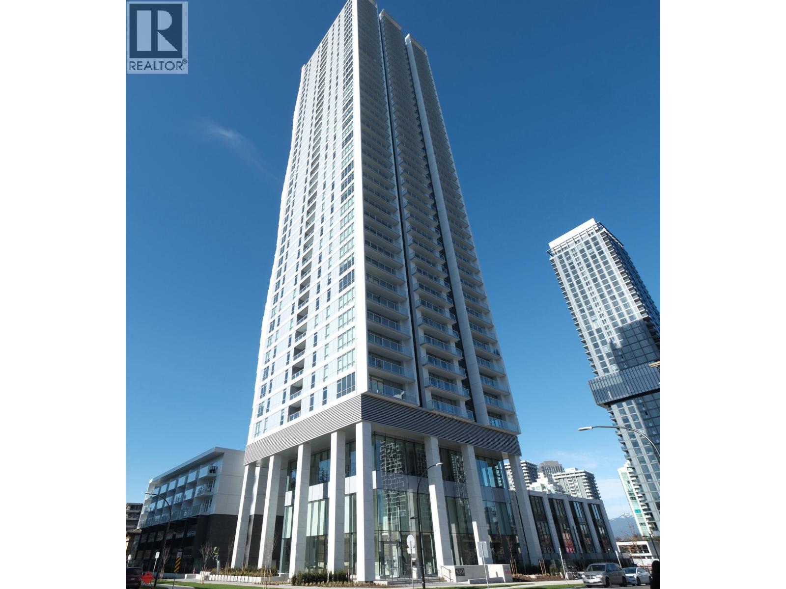 2502 6087 WILSON AVENUE