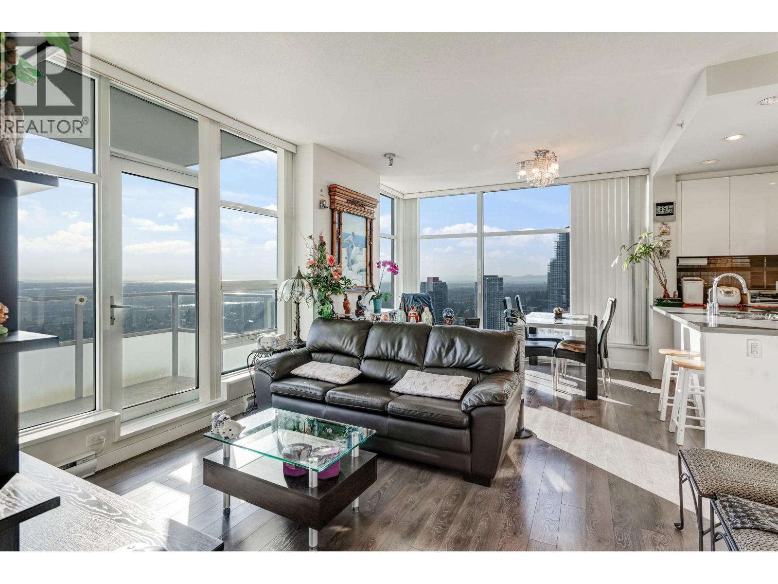 3806 4880 BENNETT STREET