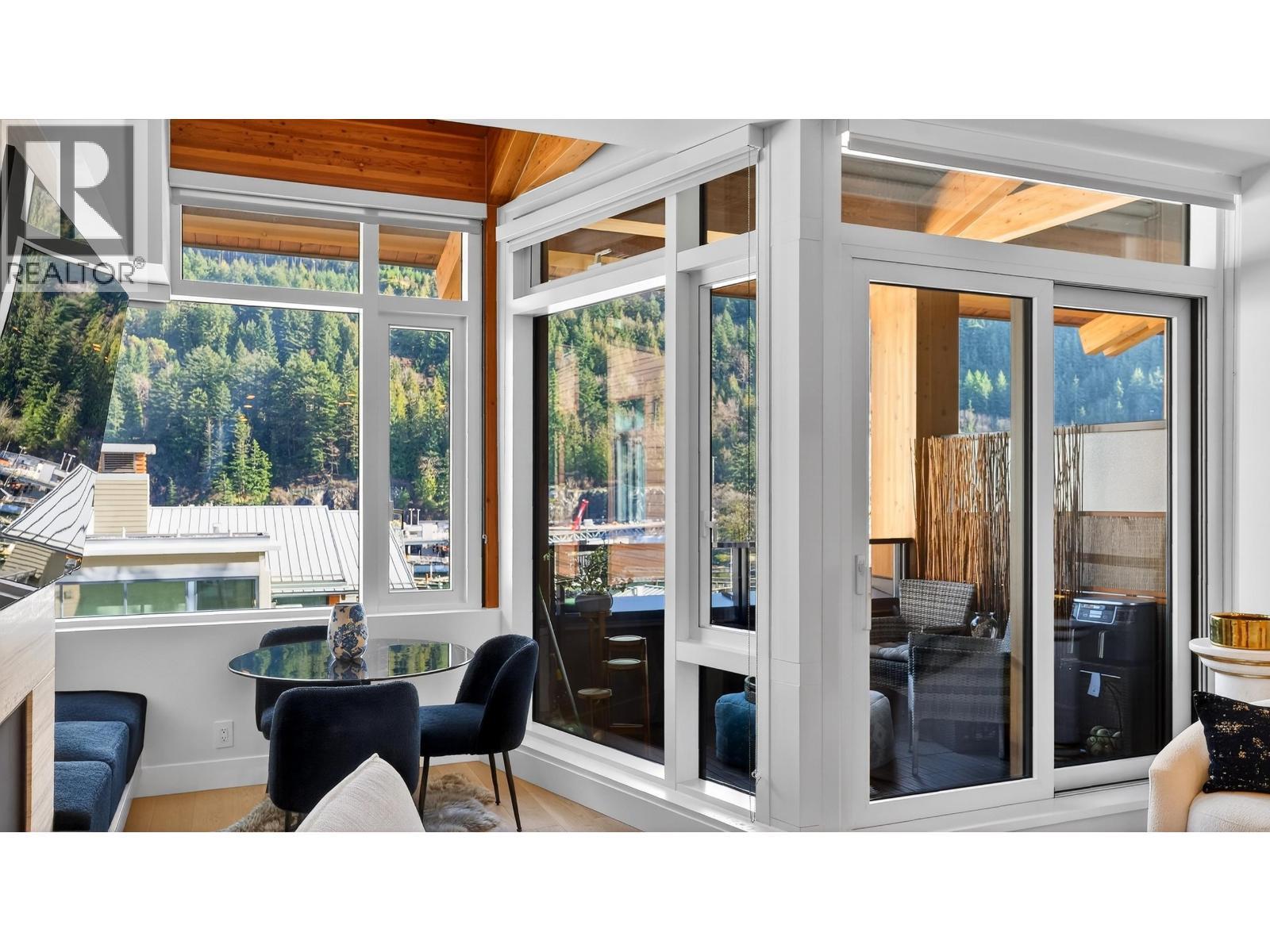 506 6687 NELSON AVENUE