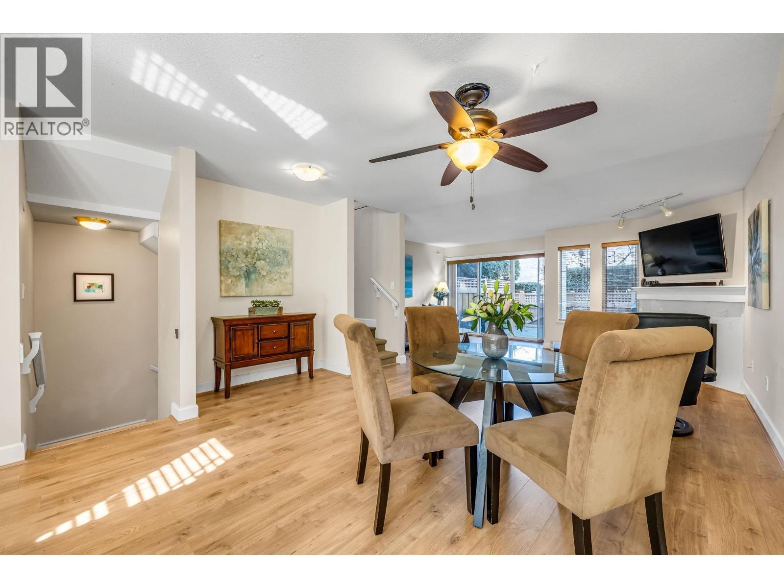 103 245 W 15TH STREET