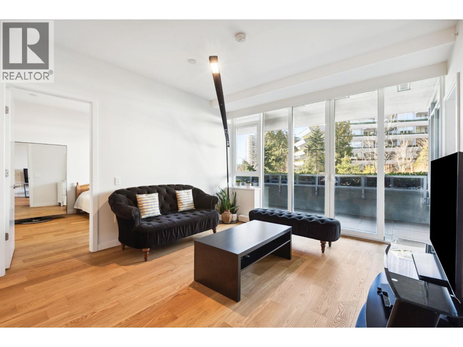 204 788 ARTHUR ERICKSON PLACE