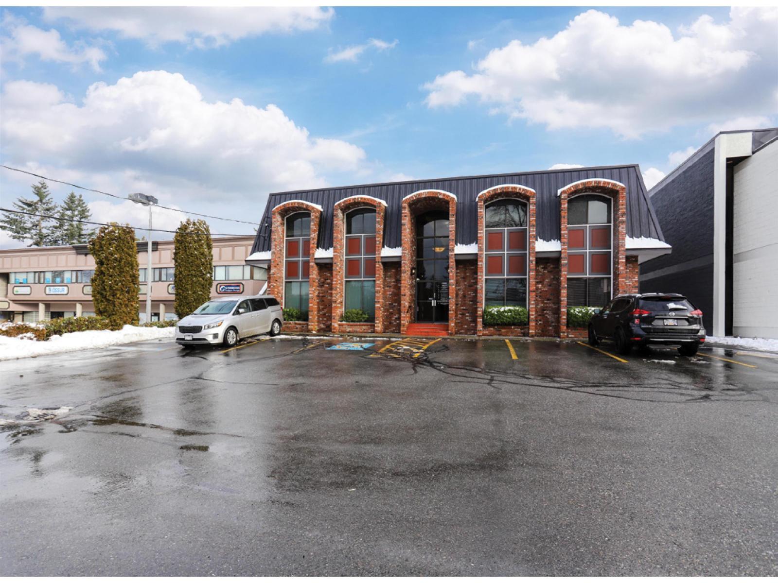 202 - 2306 MCCALLUM ROAD