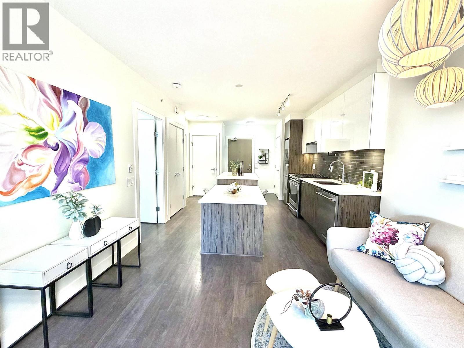 408 258 NELSON'S COURT