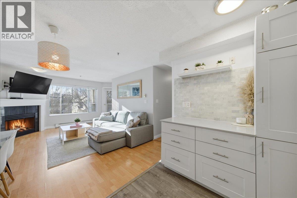 303 - 1433 E 1ST AVENUE