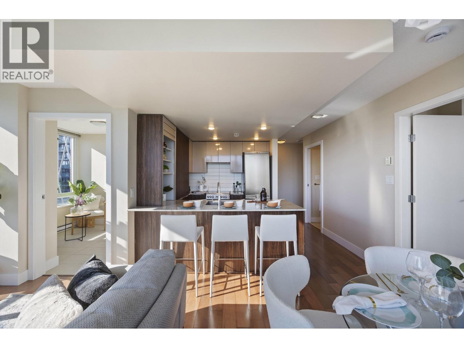 1801 1088 RICHARDS STREET