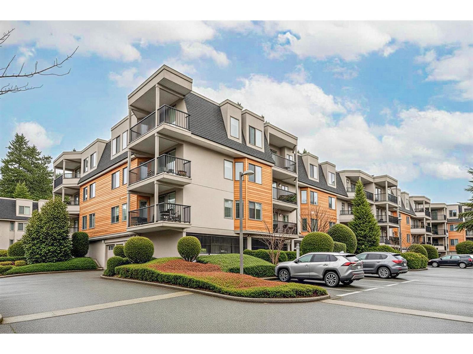 112 1720 SOUTHMERE CRESCENT