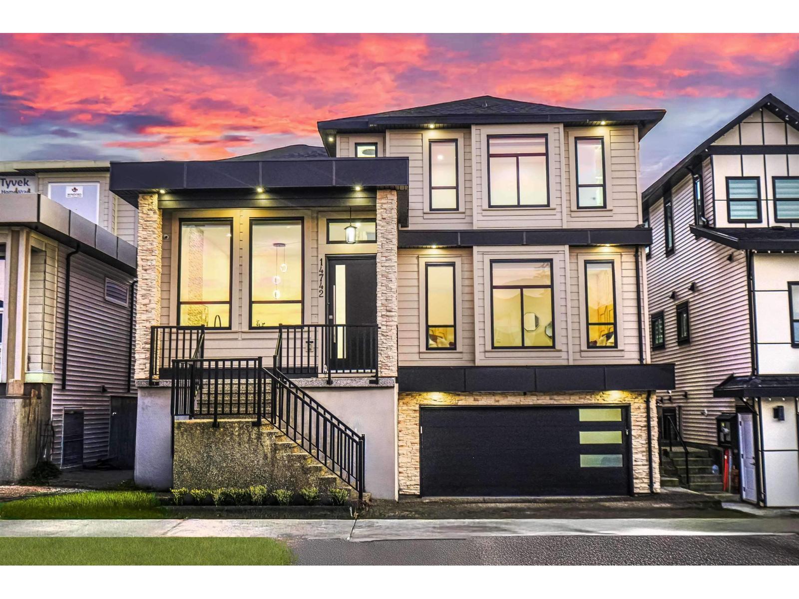 Main House-14742 62A AVENUE