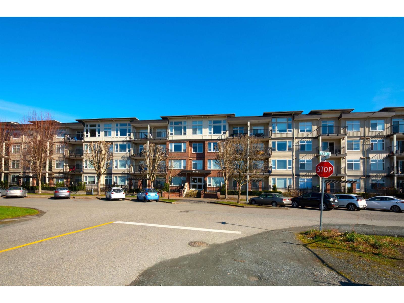 207 9422 VICTOR STREET, Chilliwack Proper East