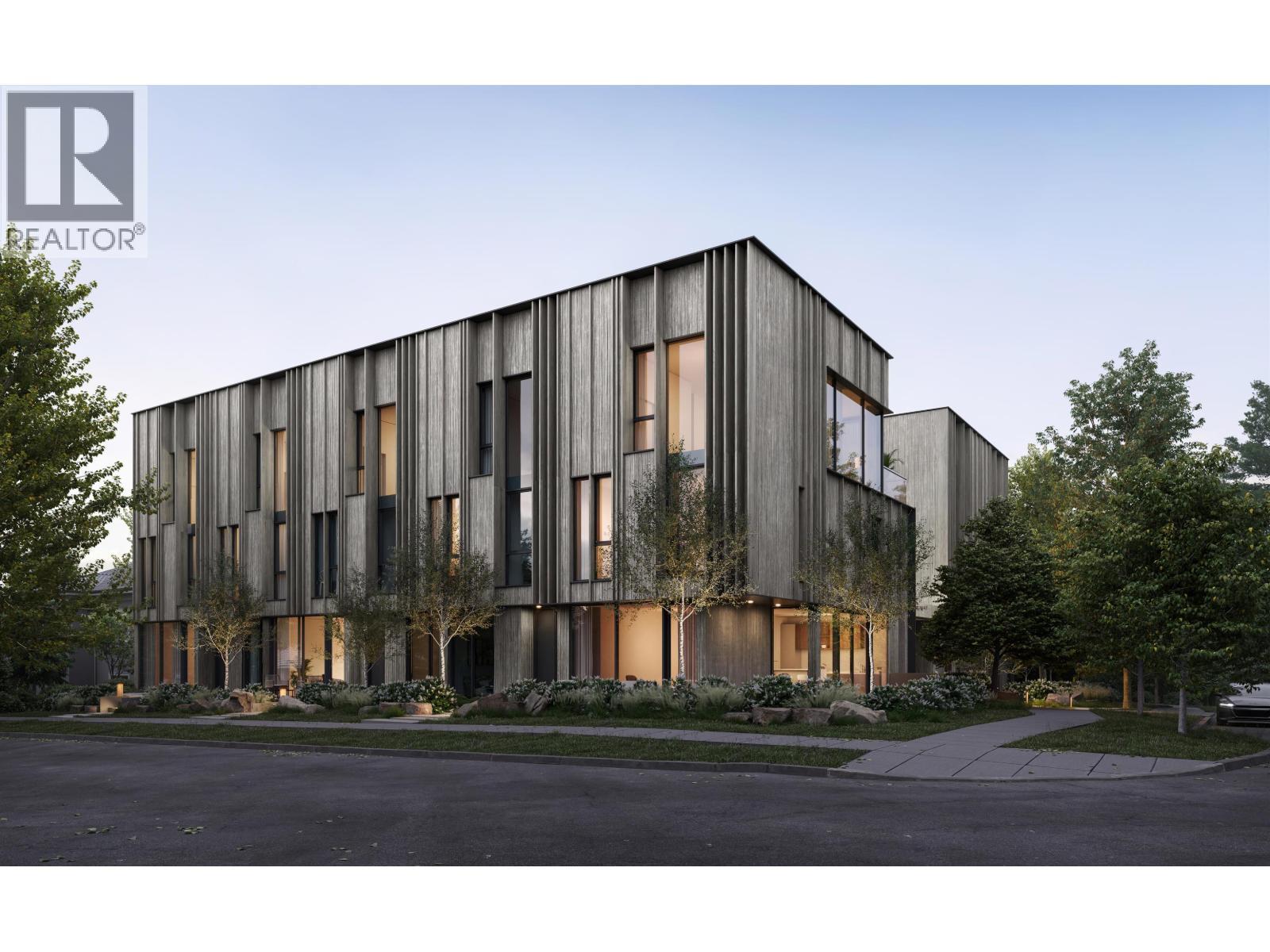 PH204 4377 ASH STREET