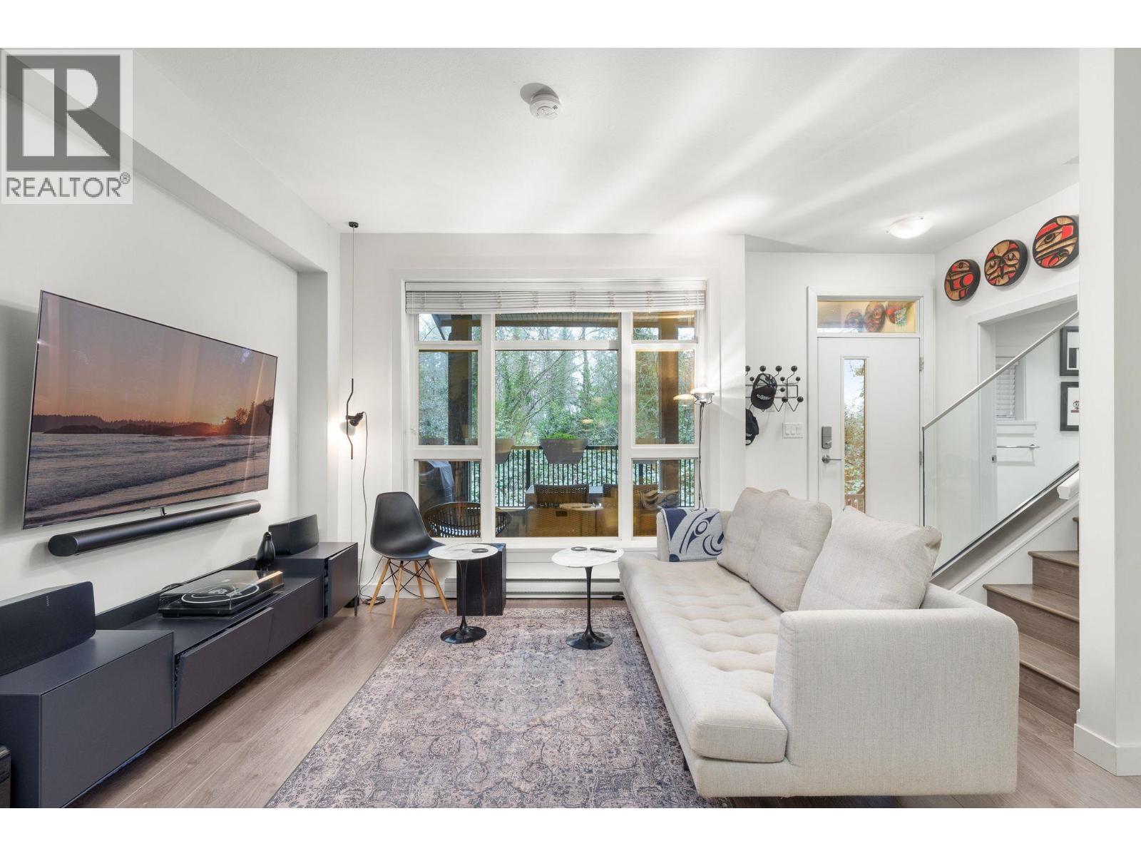 307 2135 HERITAGE PARK LANE