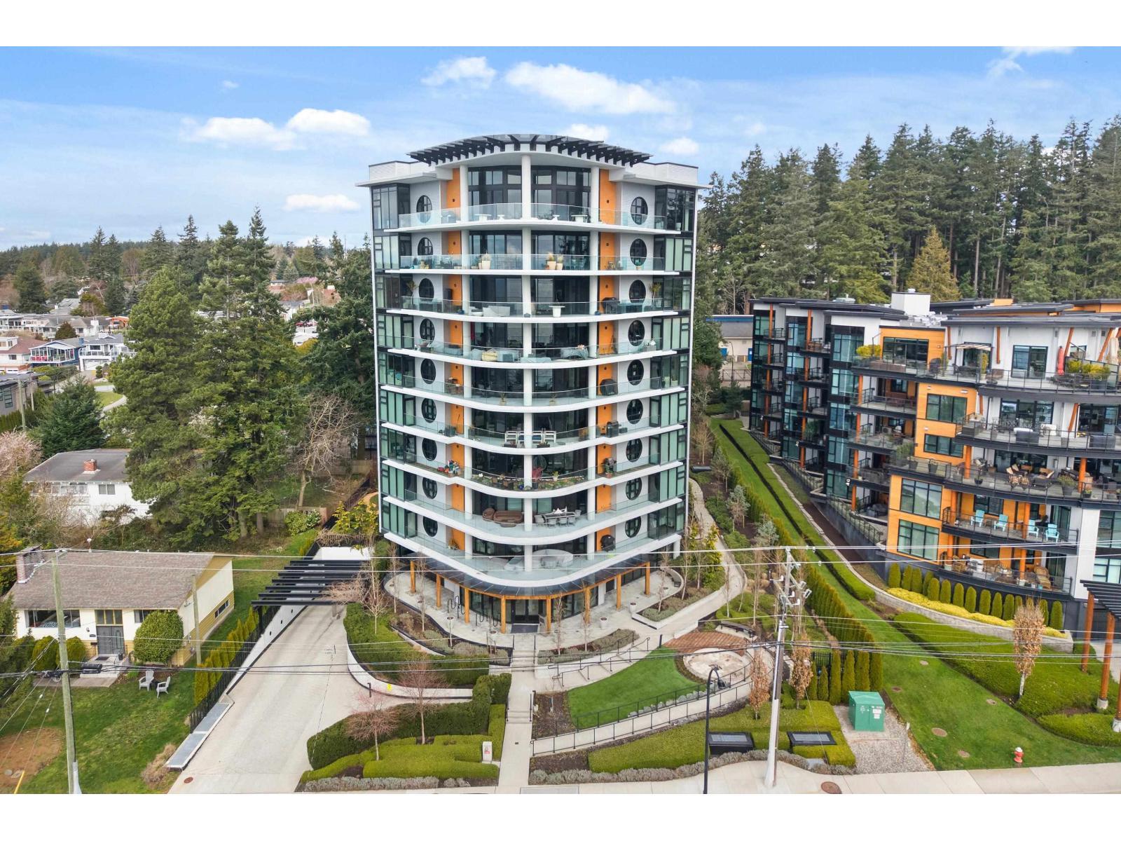 602 14825 THRIFT AVENUE