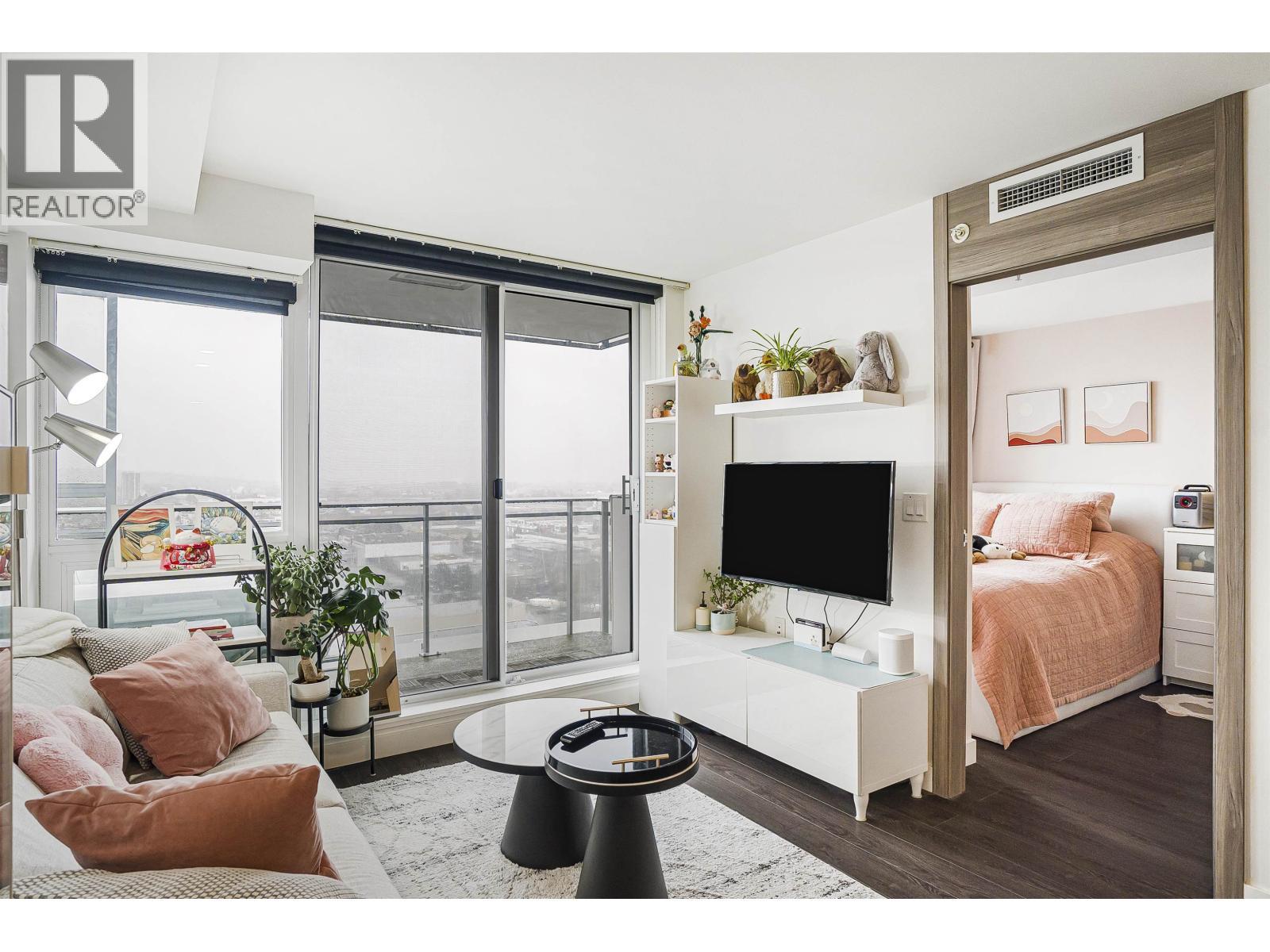 2505 433 SW MARINE DRIVE