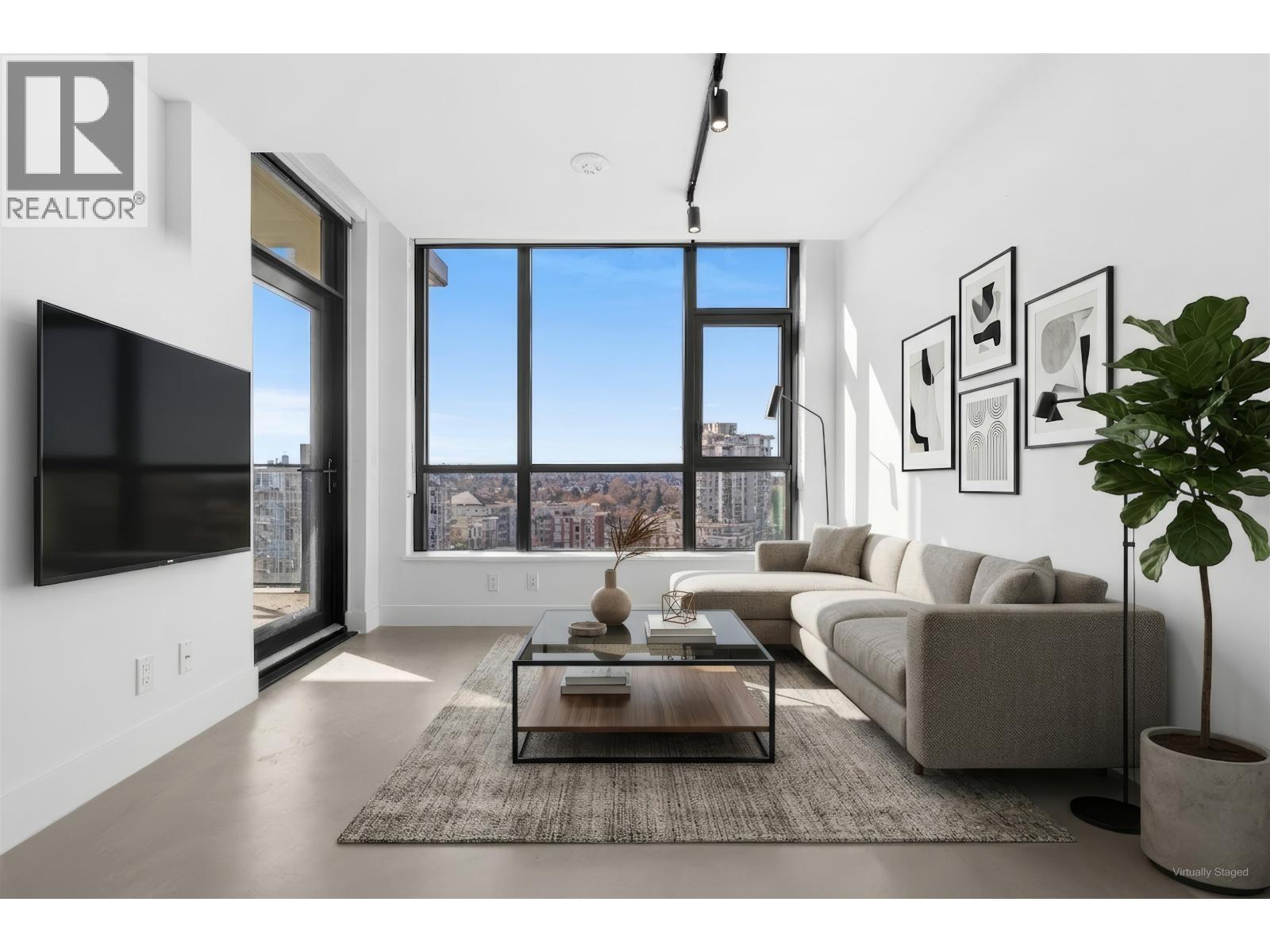 1105 3996 DUMFRIES STREET