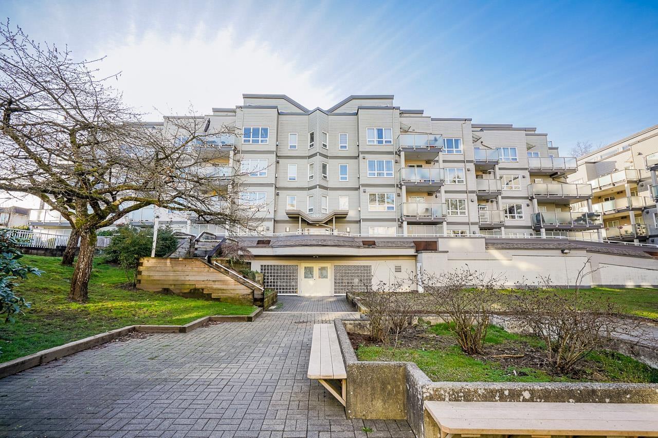 206 14355 103 AVENUE