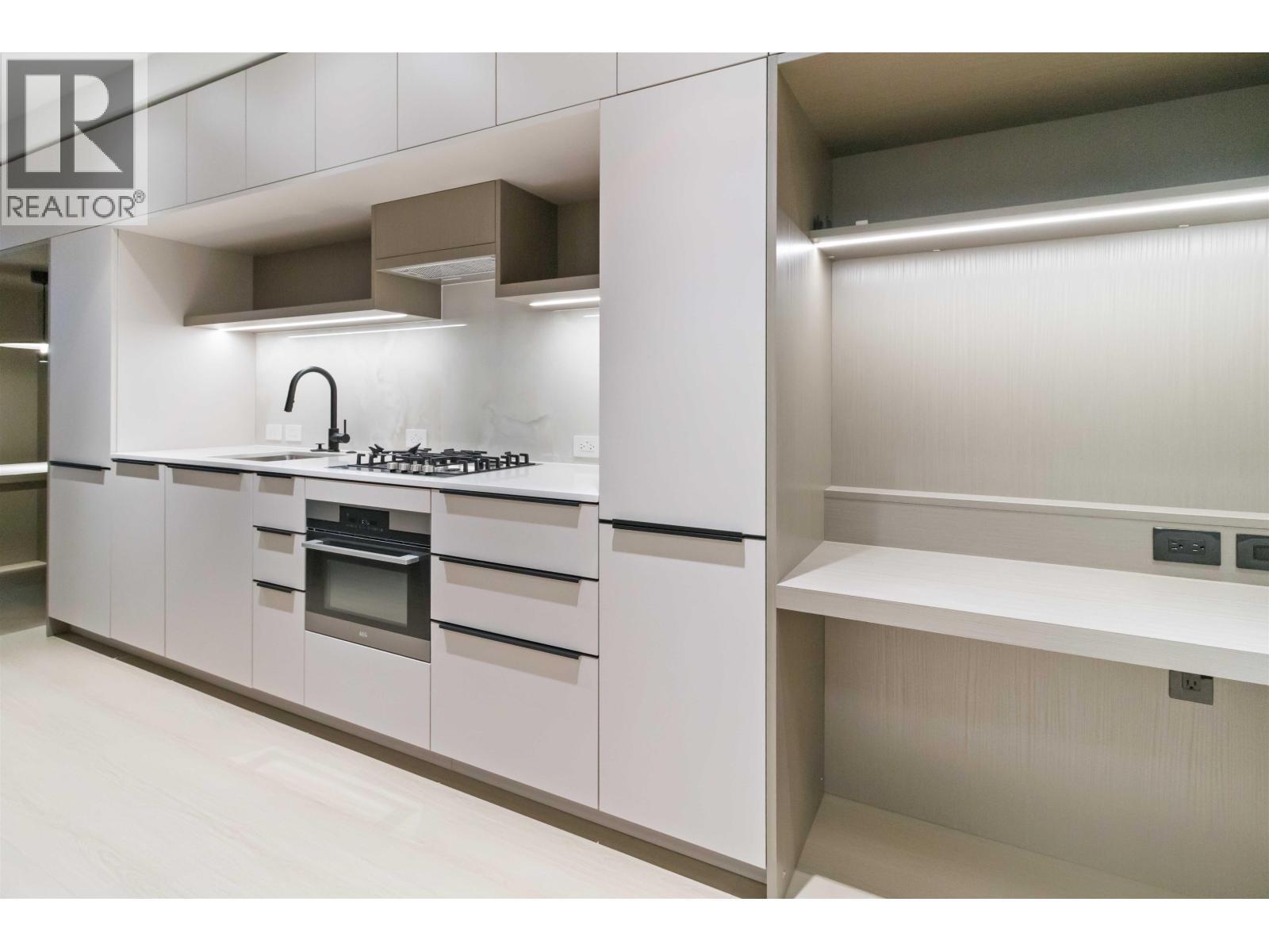 118 125 ALBERT STREET