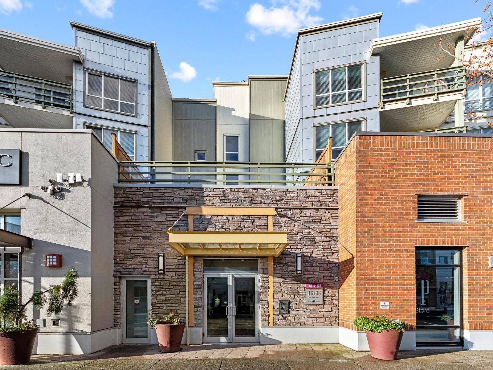 219 15735 CROYDON DRIVE