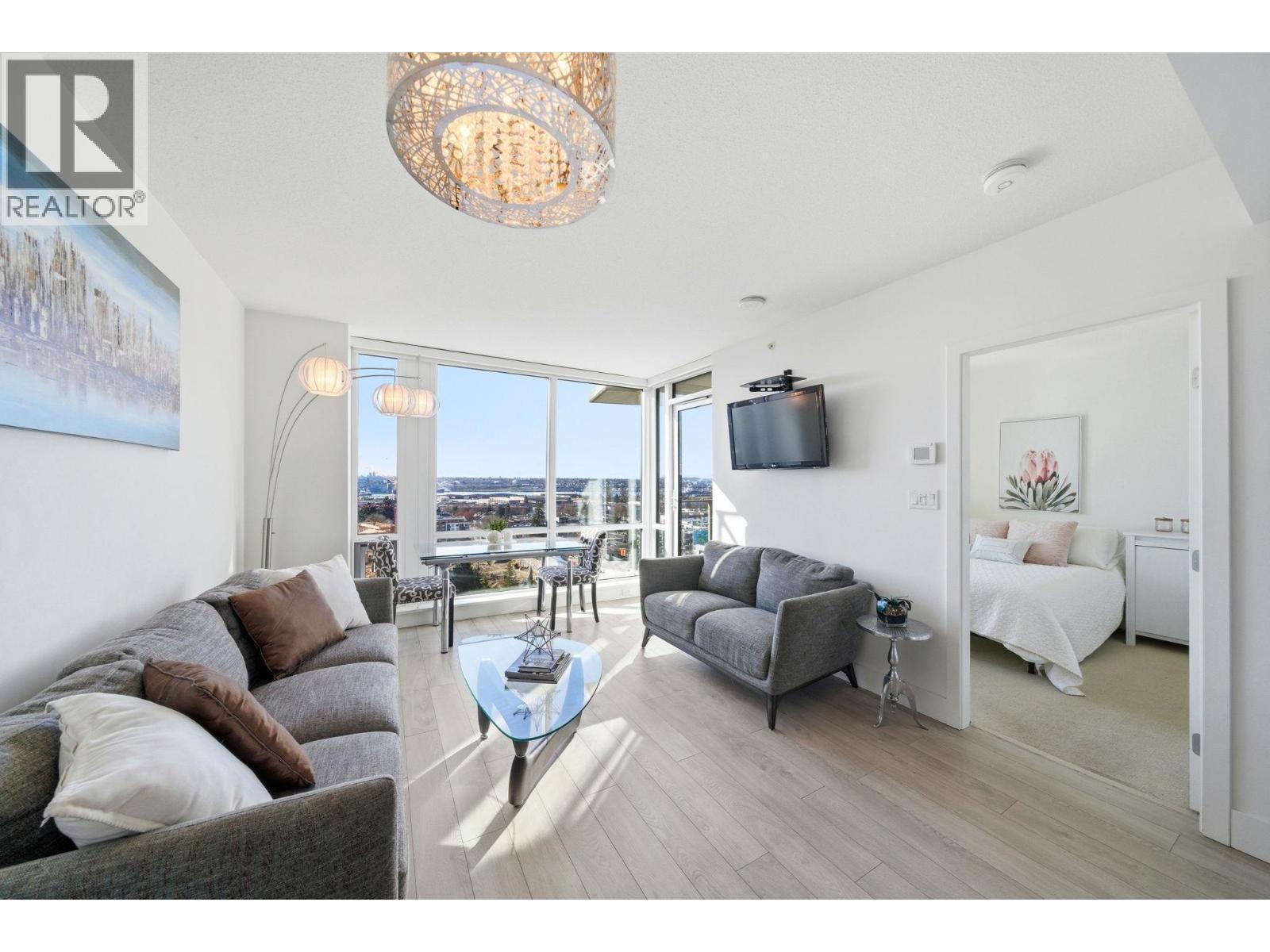 1606 1550 FERN STREET