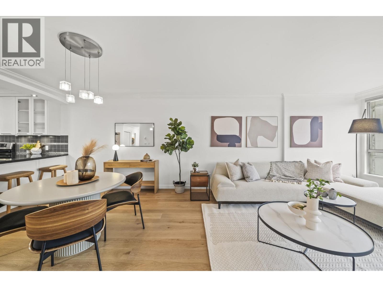 809 518 MOBERLY ROAD