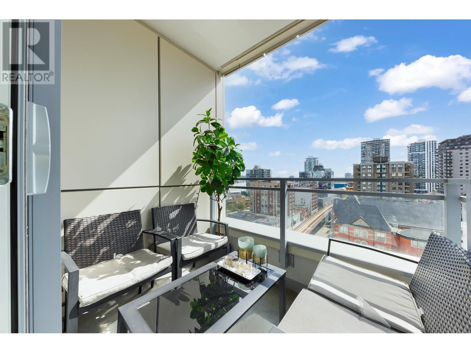 801 618 CARNARVON STREET