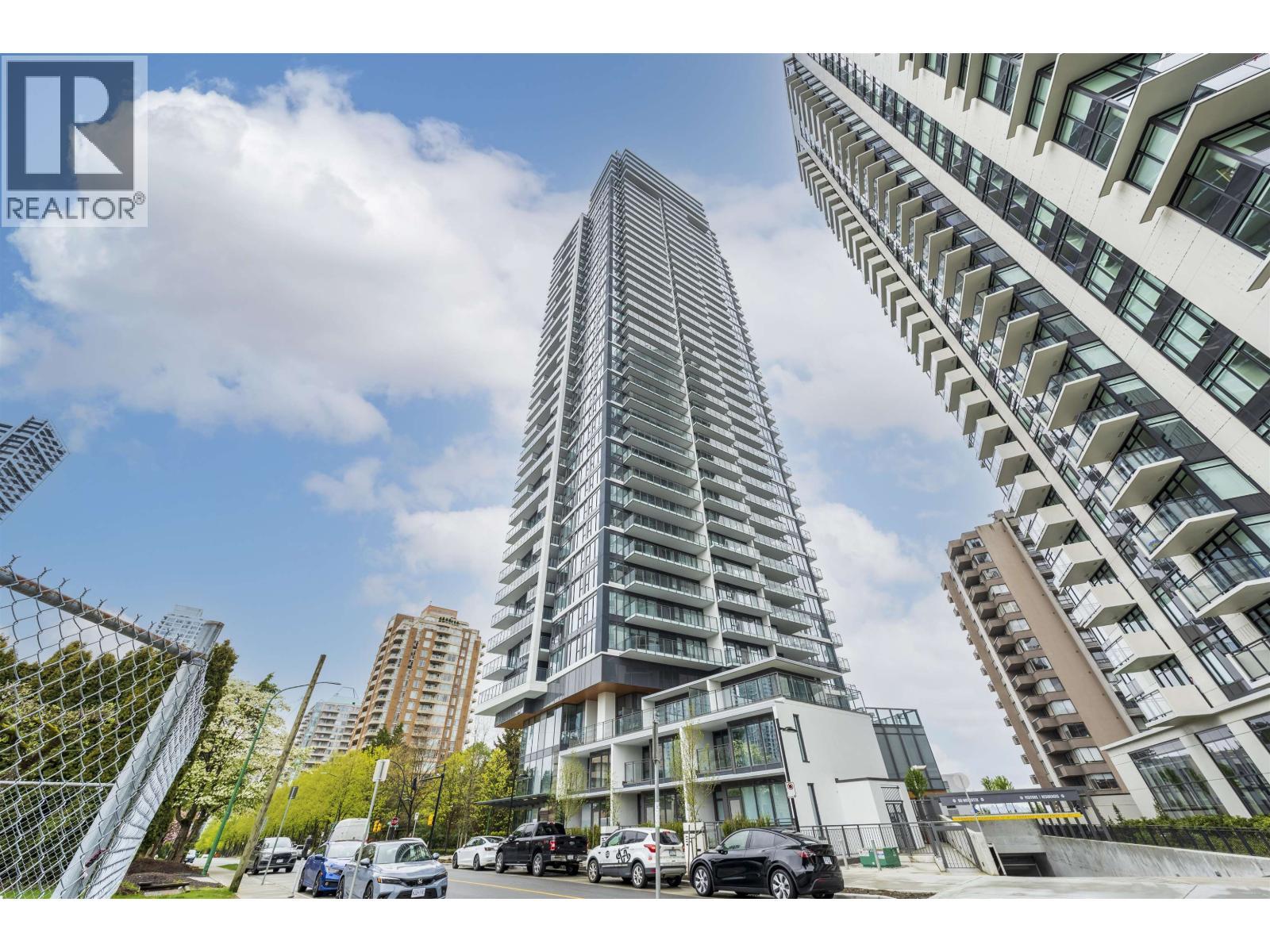 4001 4711 HAZEL STREET