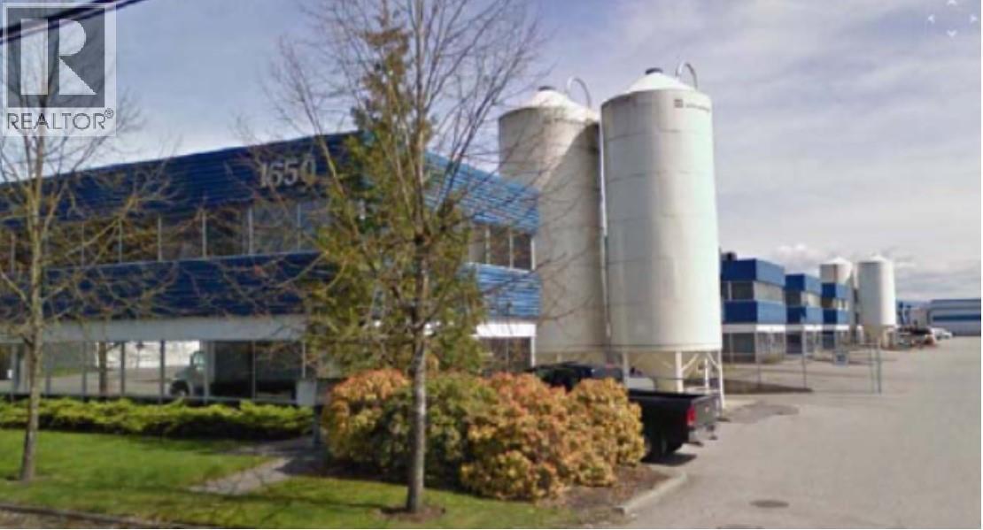 114 - 1650 BROADWAY STREET