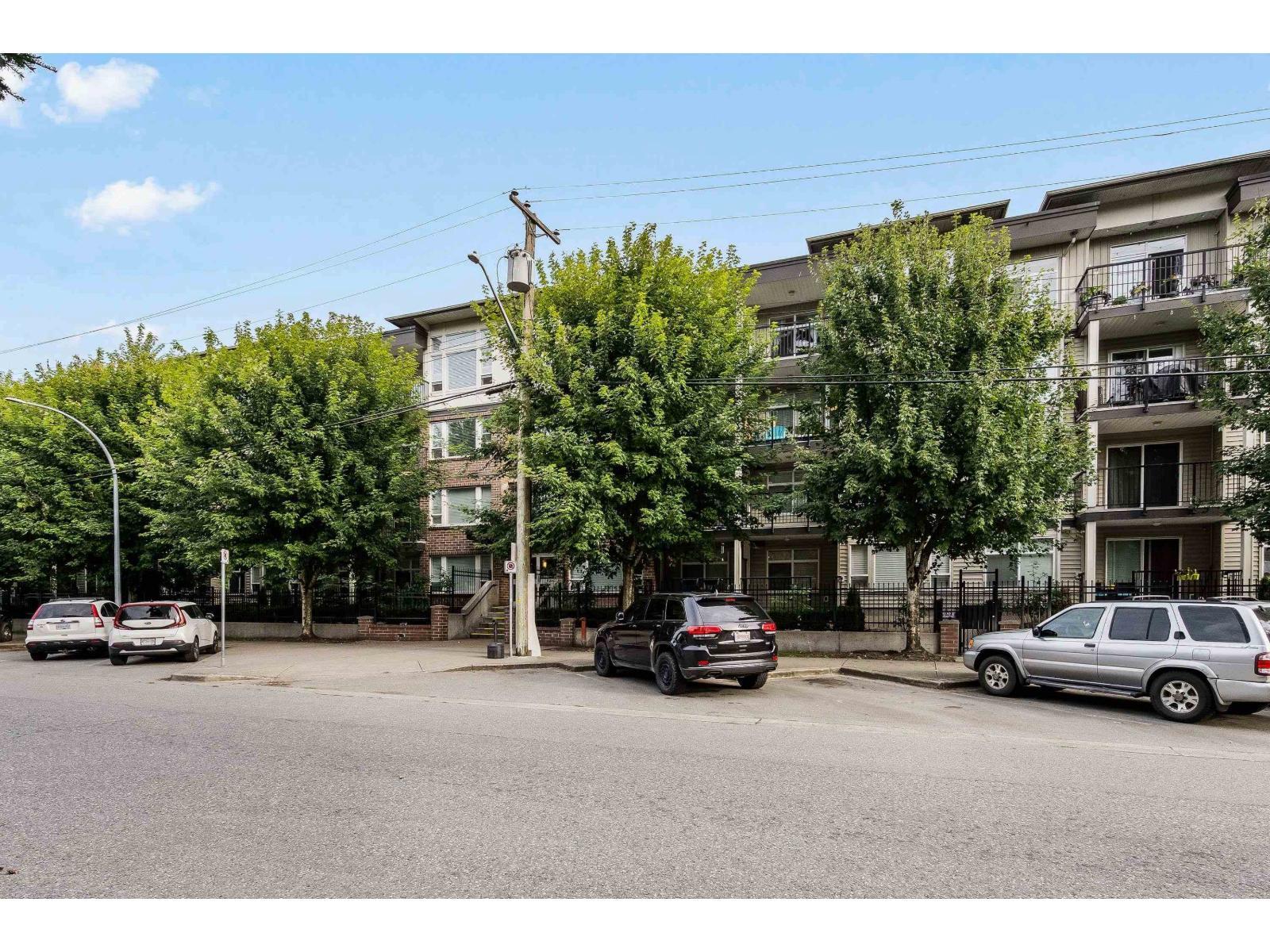 302 46150 BOLE AVENUE, Chilliwack Proper East